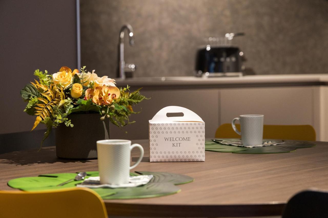 Boutique Apartments By Annalisa Torbole Sul Garda Buitenkant foto