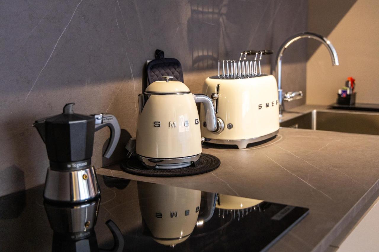 Boutique Apartments By Annalisa Torbole Sul Garda Buitenkant foto