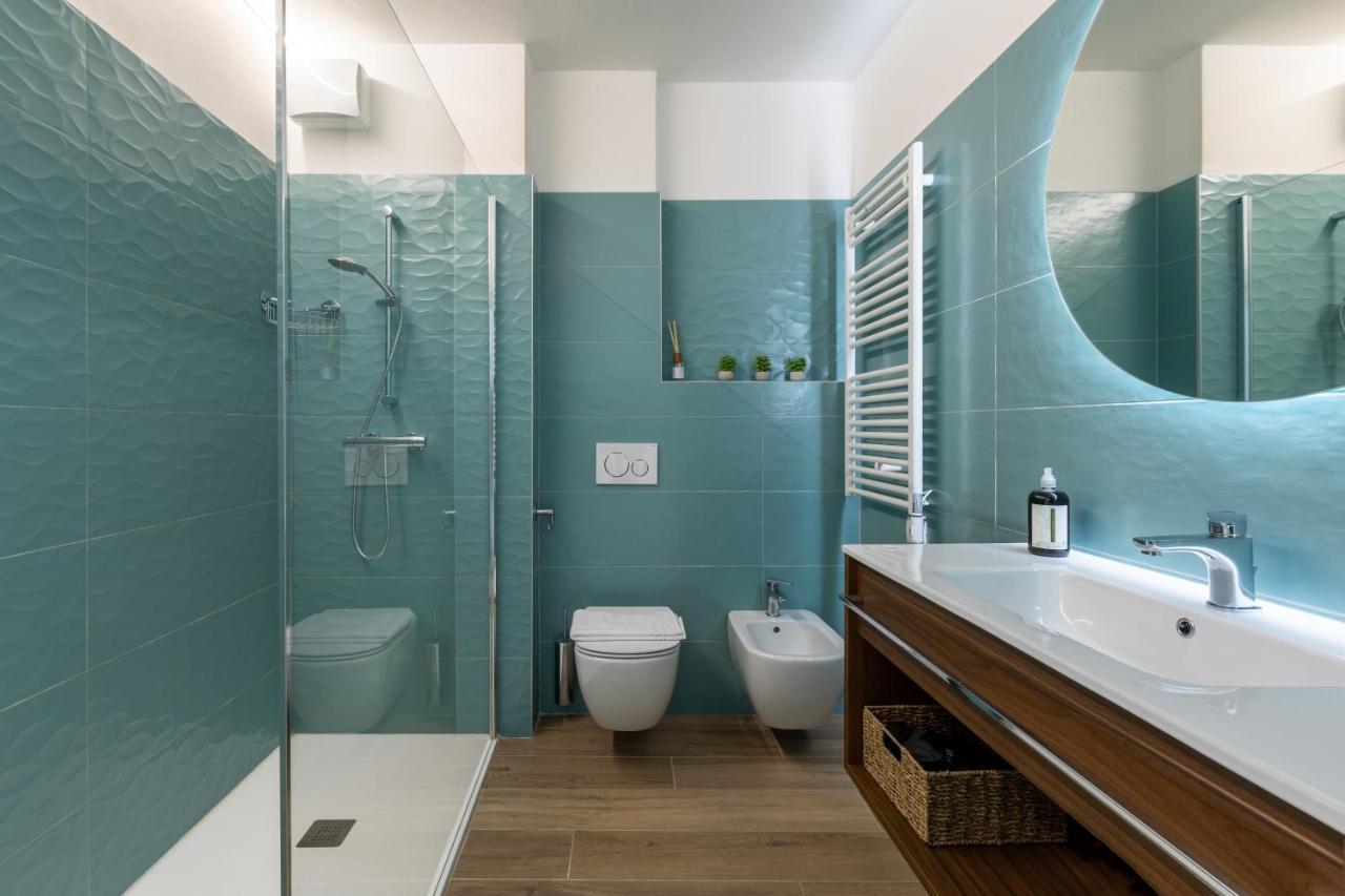 Boutique Apartments By Annalisa Torbole Sul Garda Buitenkant foto