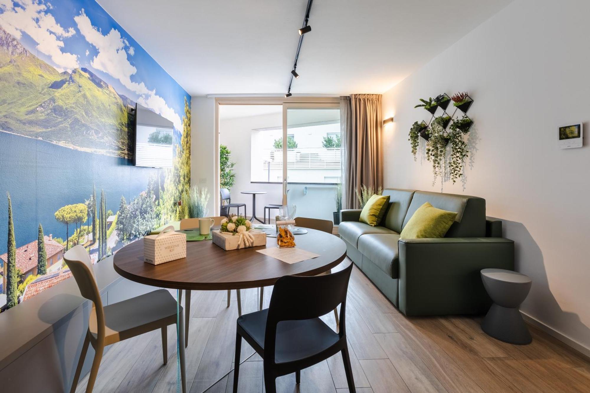 Boutique Apartments By Annalisa Torbole Sul Garda Buitenkant foto