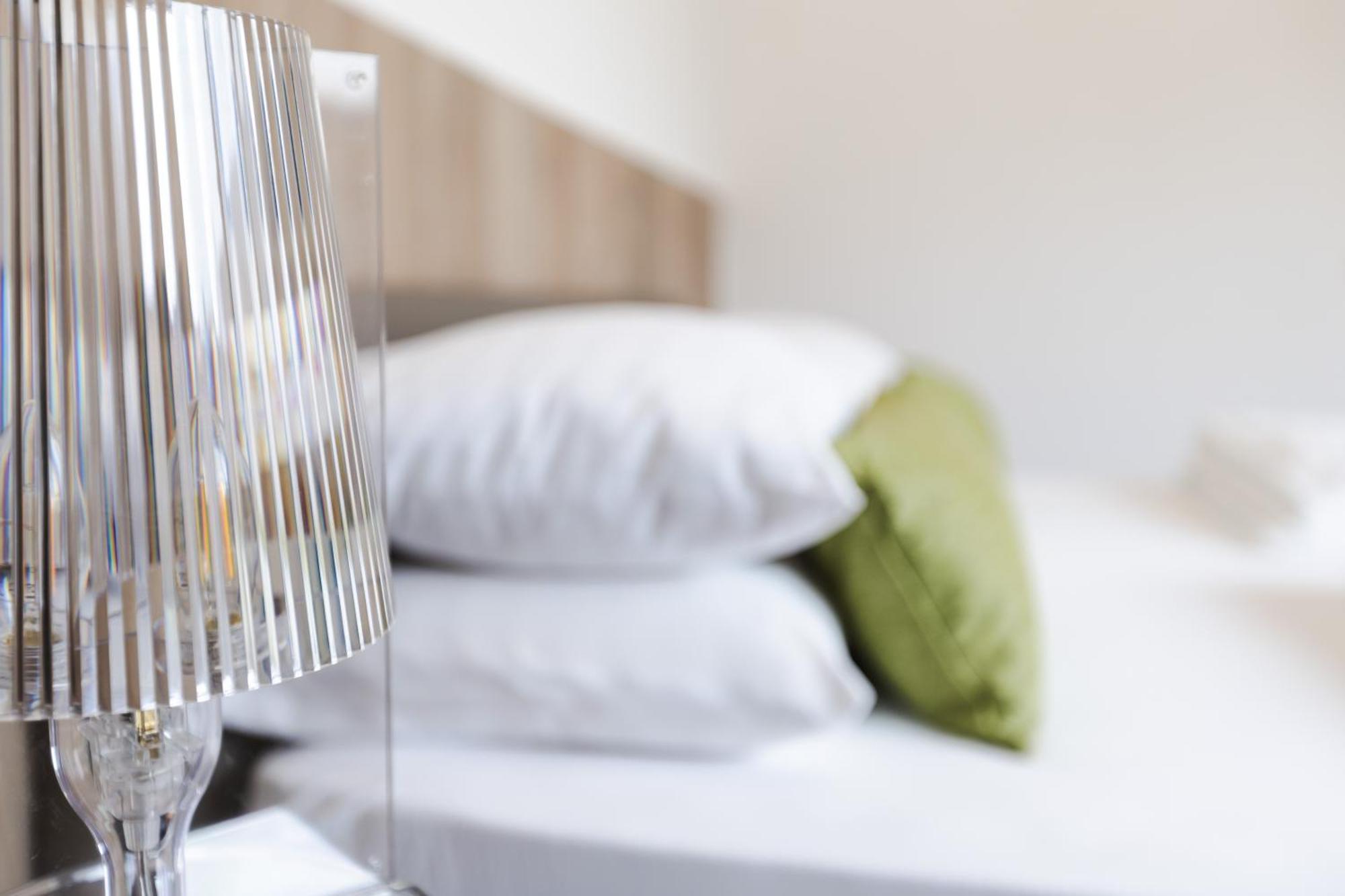 Boutique Apartments By Annalisa Torbole Sul Garda Buitenkant foto
