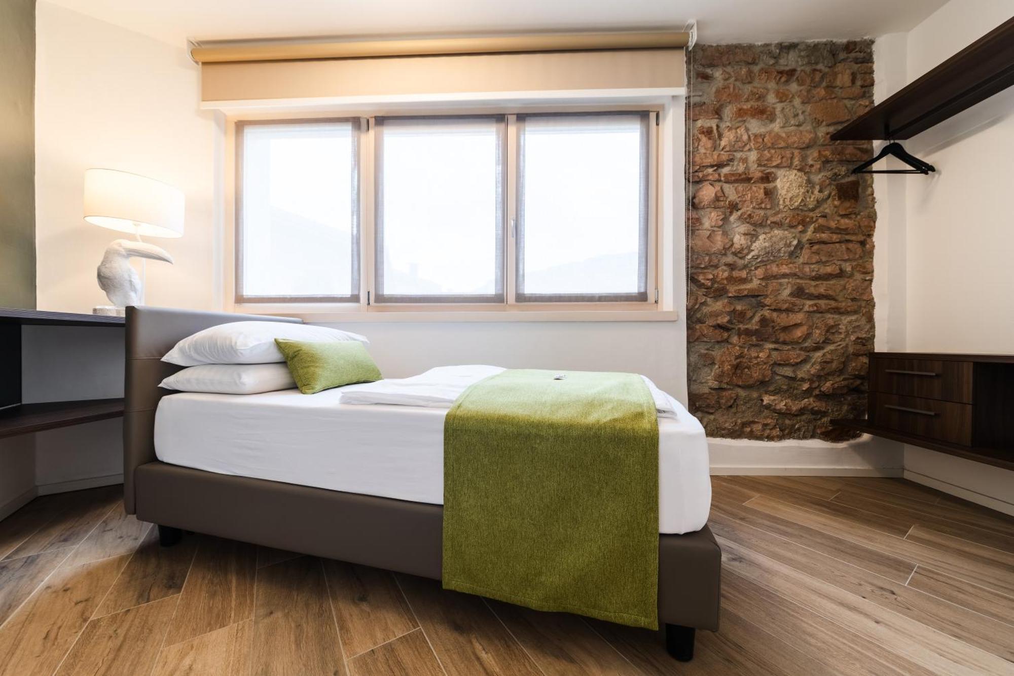 Boutique Apartments By Annalisa Torbole Sul Garda Buitenkant foto